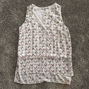 Daniel Rainn Medium sleeveless floral top hi-low